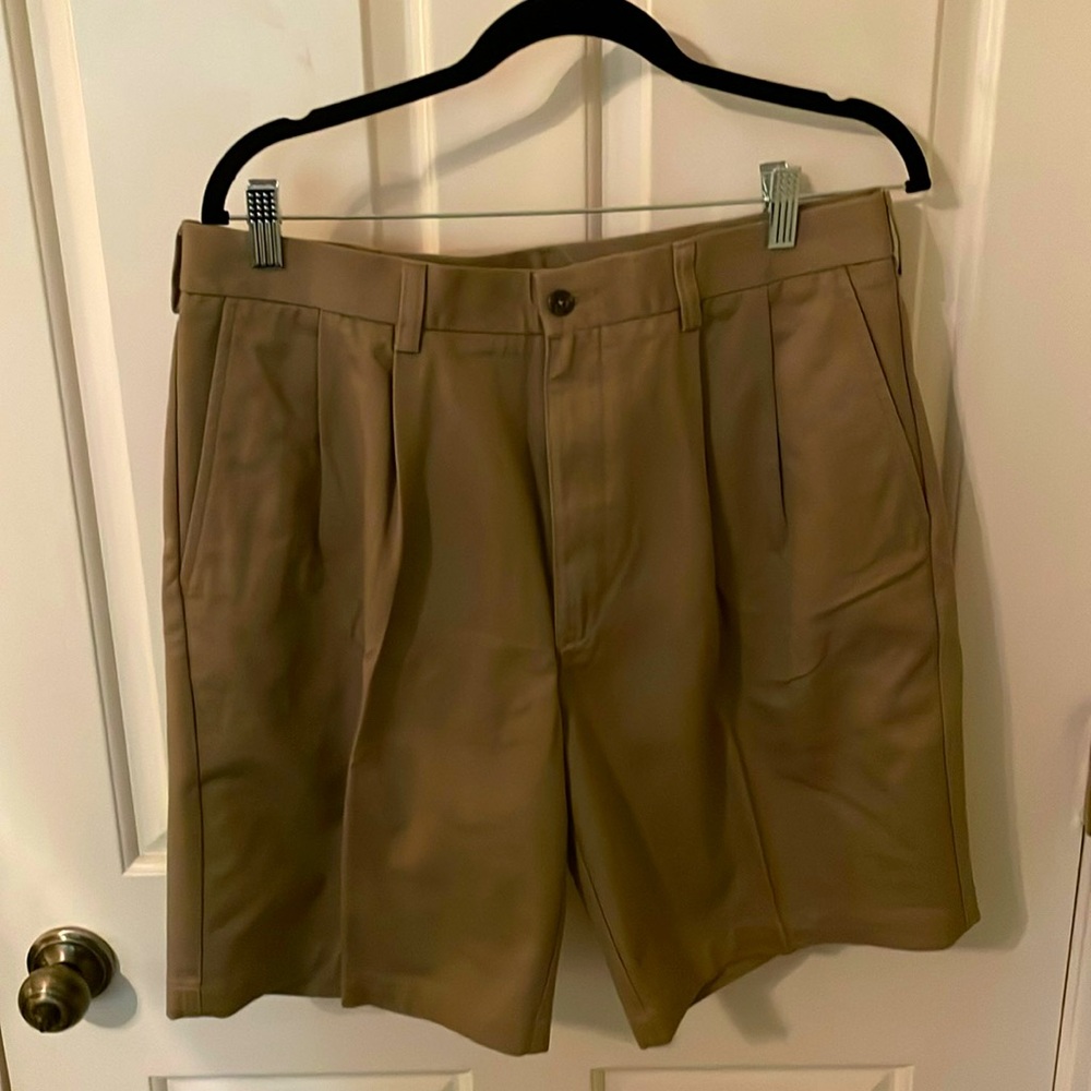 Roundtree & Yorke (Easy Care) Khaki shorts 100% cotton